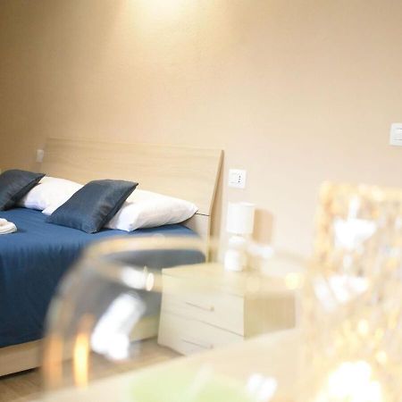 Casa Peschiera-Linate-Milano Apartment Пескиера Боромео Екстериор снимка