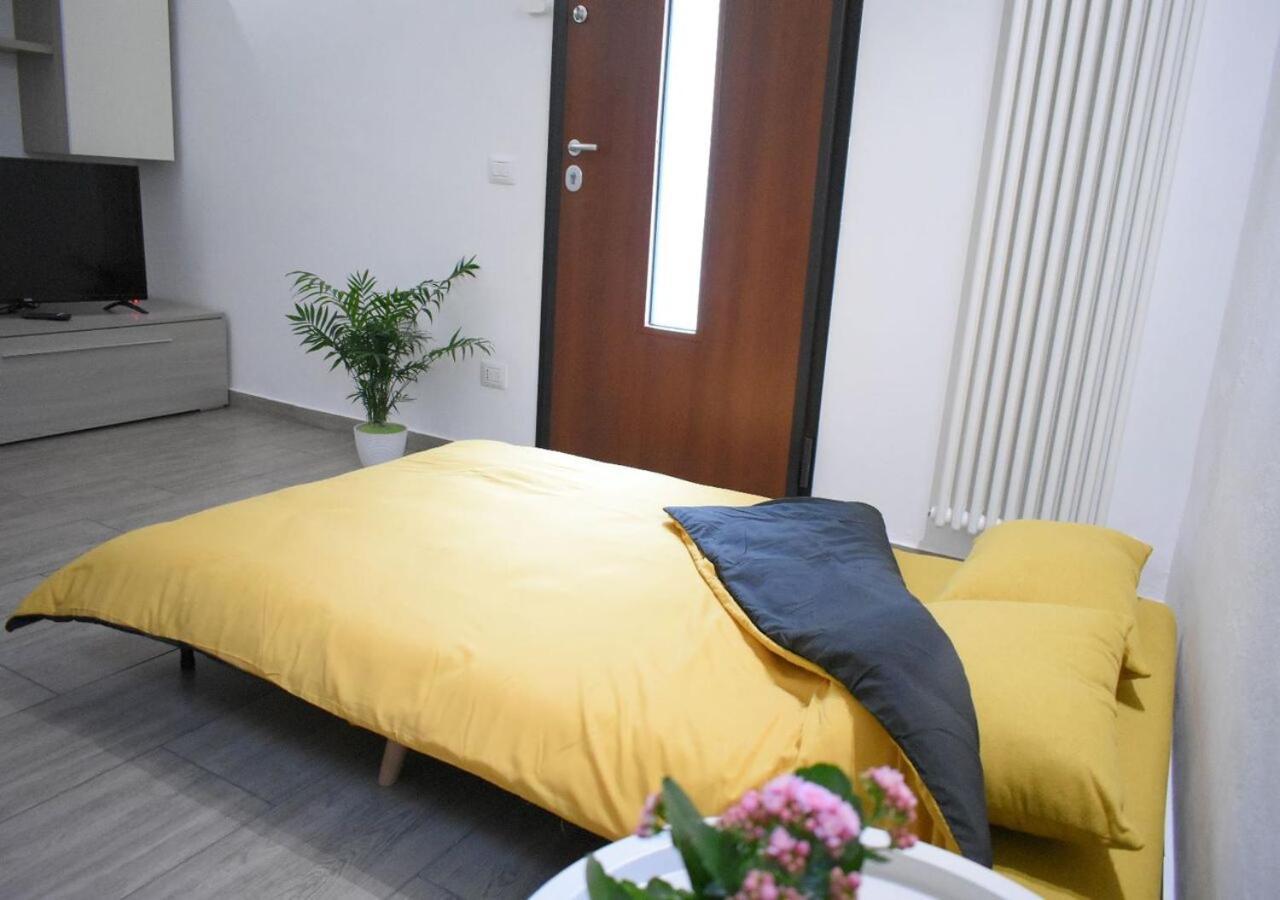 Casa Peschiera-Linate-Milano Apartment Пескиера Боромео Екстериор снимка