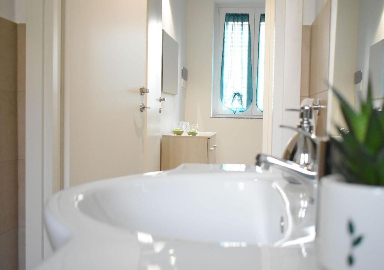 Casa Peschiera-Linate-Milano Apartment Пескиера Боромео Екстериор снимка